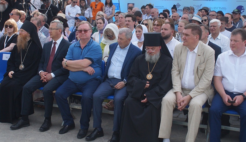 В Оптиной пустыни начались «Дни Достоевского»