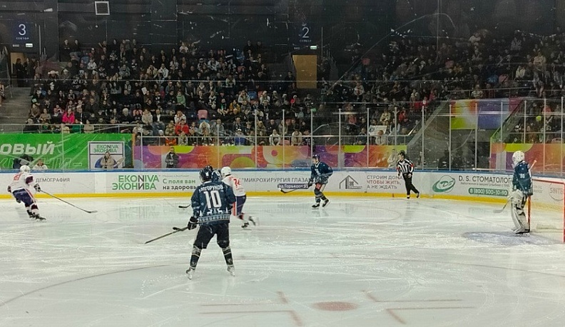 Хоккейный клуб «Калуга» сыграл последнюю в этом году игру