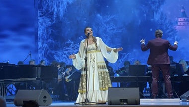 Владислав Шапша поздравил с юбилеем артистку Лидию Музалеву