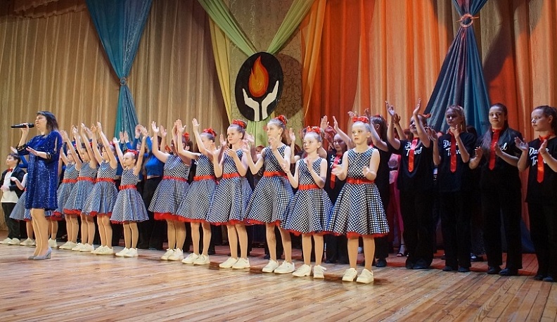 Городской голова Калуги поздравил работников культуры с профессиональным праздником