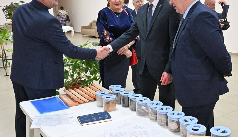 В Калужской области могут заняться разработкой одного из крупнейших в России месторождения огнеупорных керамических глин