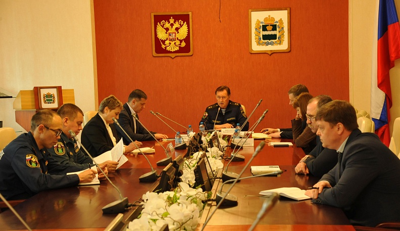 Калужане отправили почти 100 тонн гуманитарного груза для жителей Донбасса и беженцев