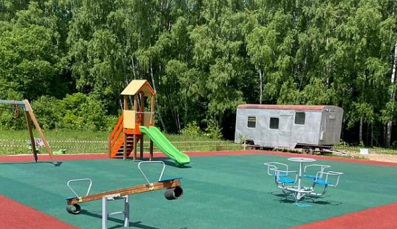 В Ферзикове построили долгожданную детскую площадку