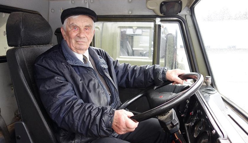 Возраст работе не помеха