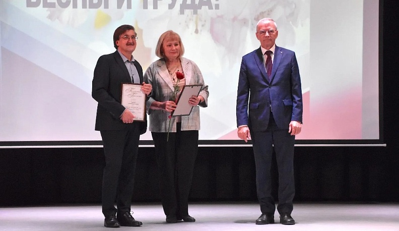 Более сотни людиновцев получили заслуженные награды накануне Дня весны и труда