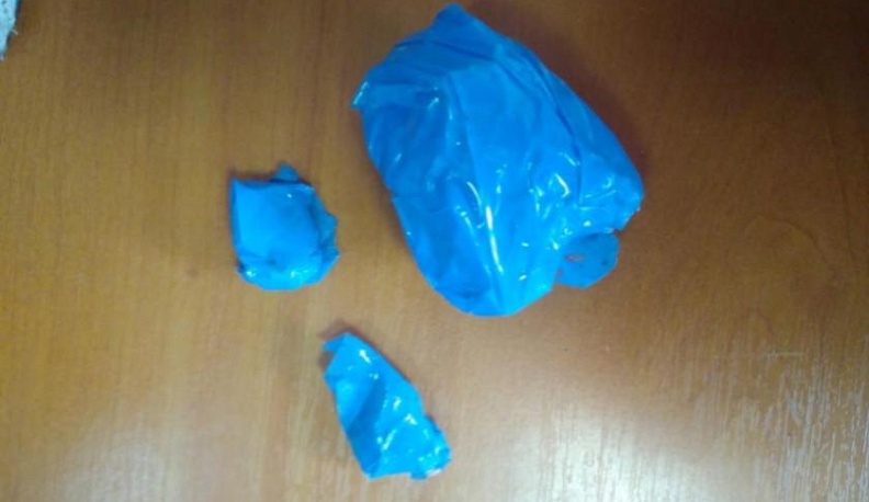 Почти полкило героина изъяли у двух калужан