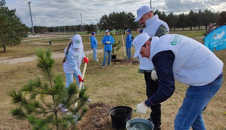 Международная акция «Сад памяти»: в Калуге открыли «Аллею Новороссии»