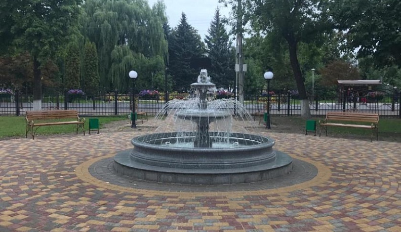 В Воротынске установили фонтан
