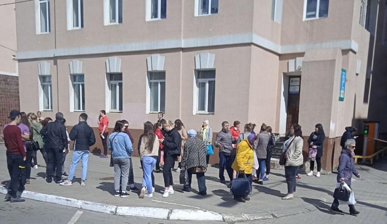 В Калуге эвакуируют ТЦ, учебные и медицинские заведения из-за сообщения о минировании