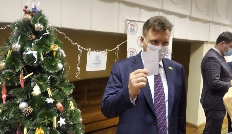 Депутаты Законодательного Собрания станут Дедом Морозом