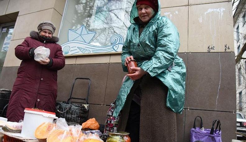 Калужане решают — что делать с уличными торговцами