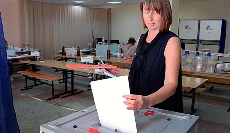 Депутат Ирина Яшанина приняла участие в Общероссийском голосовании