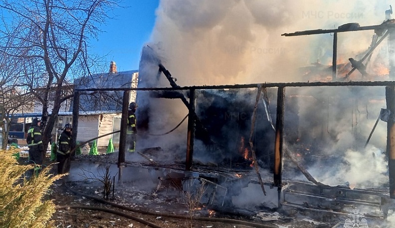 В Боровском районе дотла сгорела баня