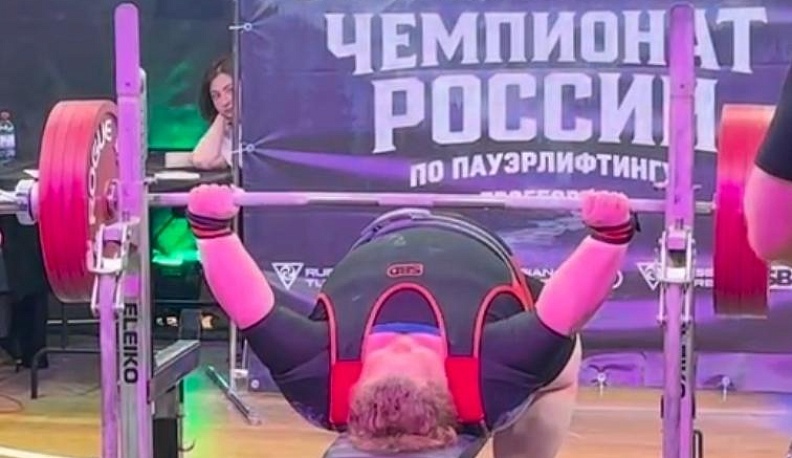 Калужане установили рекорды на Чемпионате России по пауэрлифтингу