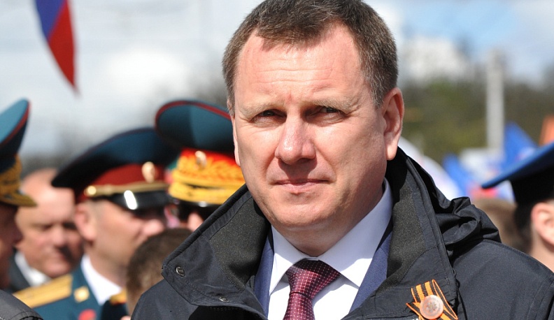 Геннадий Новосельцев поздравил жителей области с Днем народного единства