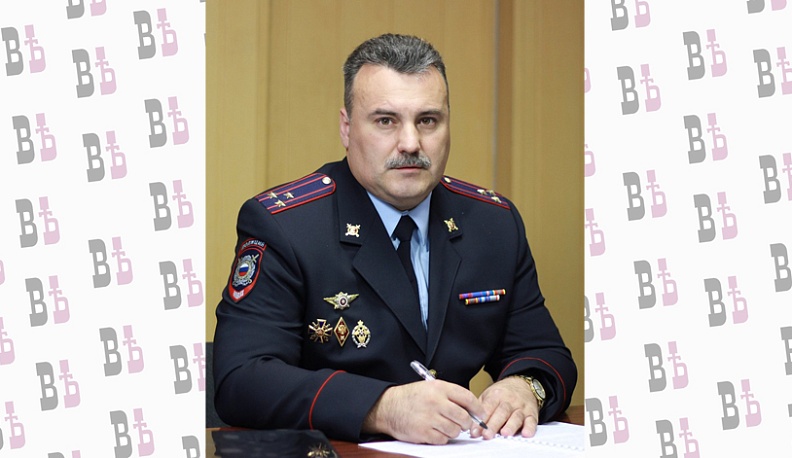 Начальник УМВД России по Калужской области Александр Дедов поздравил калужан с юбилеем Великой Победы