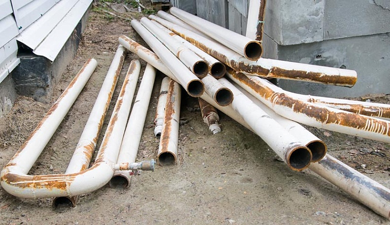 Два калужанина ответят перед судом за сданные в лом старые трубы