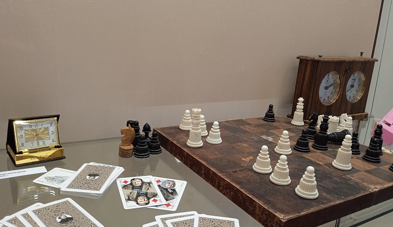 В палатах Коробовых открылась выставка «Делу время, потехе – час»