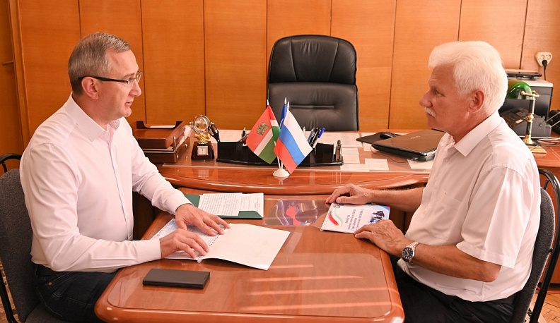 Владислав Шапша встретился с главой администрации Сухиничского района