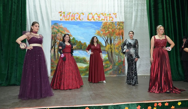 В калужской женской колонии выбрали королеву красоты