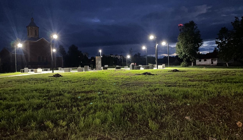 В Сосенском закончено благоустройство Сквера Памяти по нацпроекту