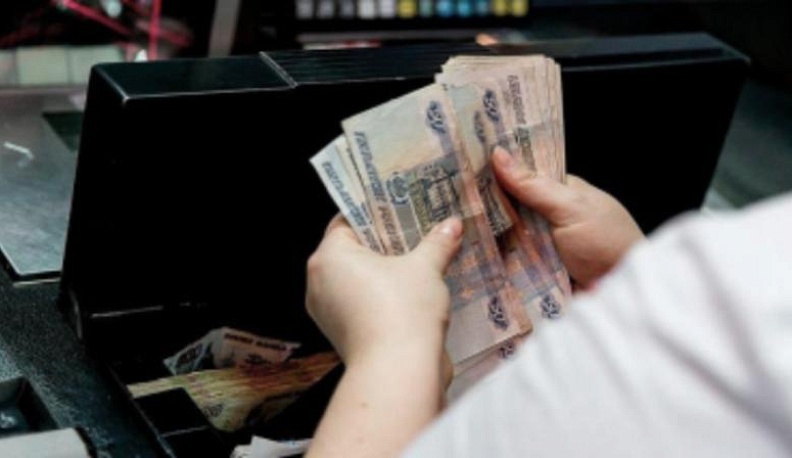 Малоярославчанка присвоила более 25 тысяч рублей