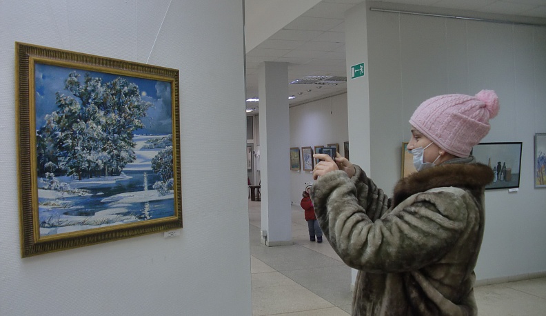 В калужском Доме художника работает выставка-продажа «Рождественская»