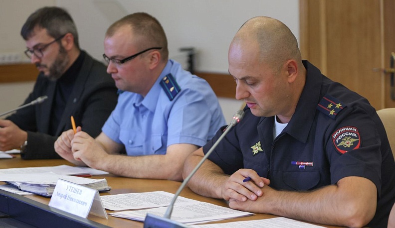 В Калуге на заседании антинаркотической комиссии обсудили реабилитацию наркозависимых