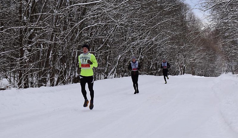 В Жуковском районе в третий раз прошел забег на Рождество