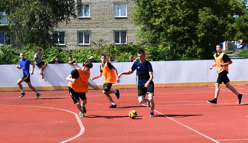 Футбольный турнир на кубок АО «Кировская керамика» в Кирове сделают традиционным