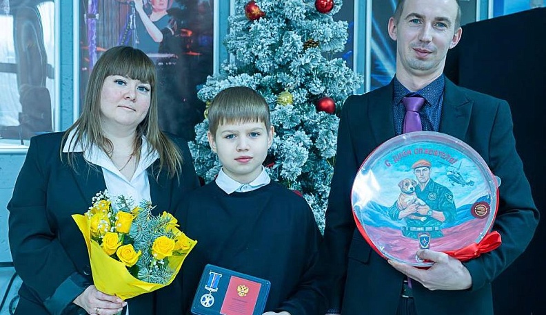 Калужский школьник получил медаль Совета Федерации за спасение родных из пожара