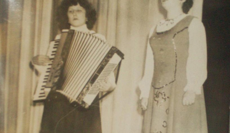 Надежда - с песней по жизни.  Начало 80-х.