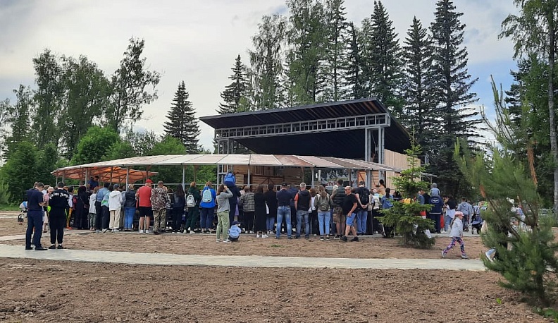 В Тарусе презентовали сцену с амфитеатром в берёзовой роще