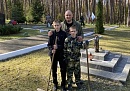 Офицеры калужского Следственного комитета привели в порядок мемориалы в округах региона Офицеры калужского Следственного комитета привели в порядок мемориалы в округах региона