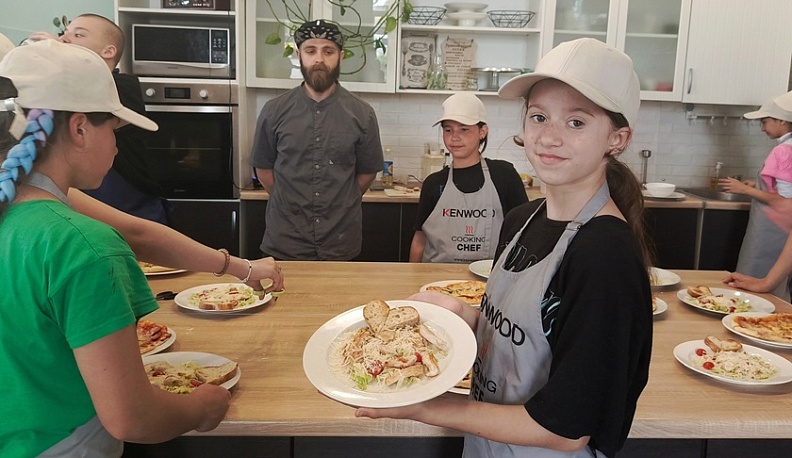 Юные калужане познакомились с профессией шеф-повар