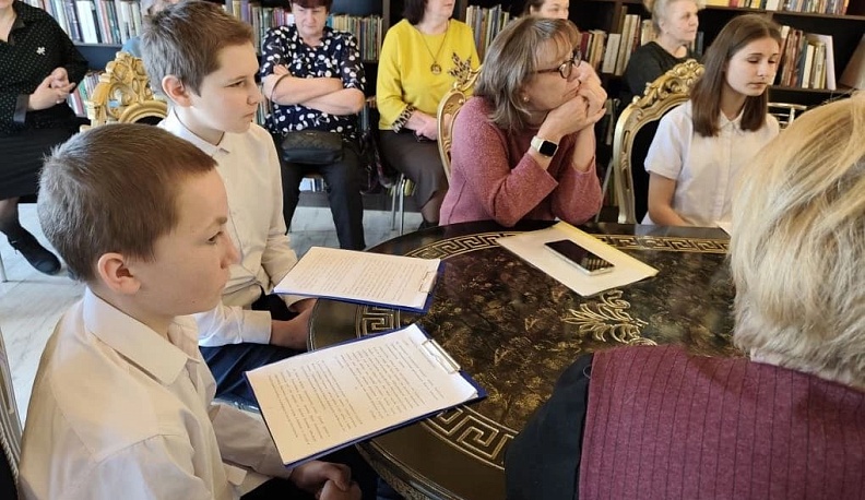 В Барятине почтили память учителя и краеведа Виктора Тимошина