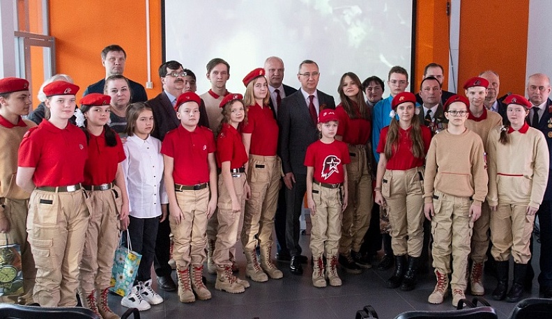 В Калуге подвели итоги конкурса на лучший шеврон для нашего подразделения в зоне СВО