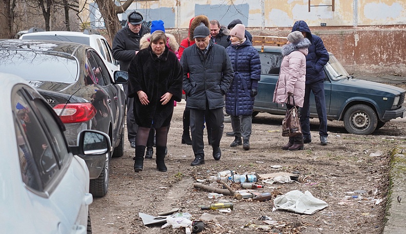 Депутаты проверили в Калуге состояние контейнерных площадок и график вывоза ТКО