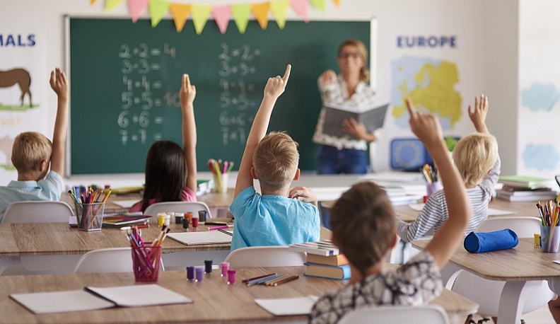 Учителя Калужской области пройдут курсы повышения квалификации по работе с детьми-инофонами