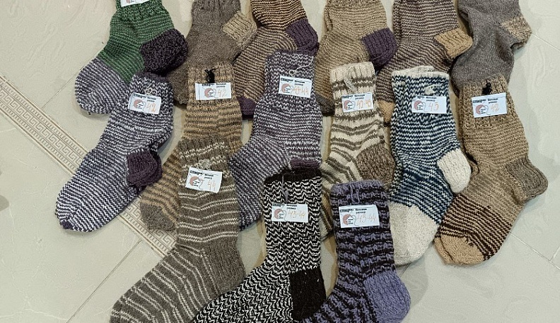 Более 2700 изделий отправили в зону СВО вязальщицы Куйбышевского района 