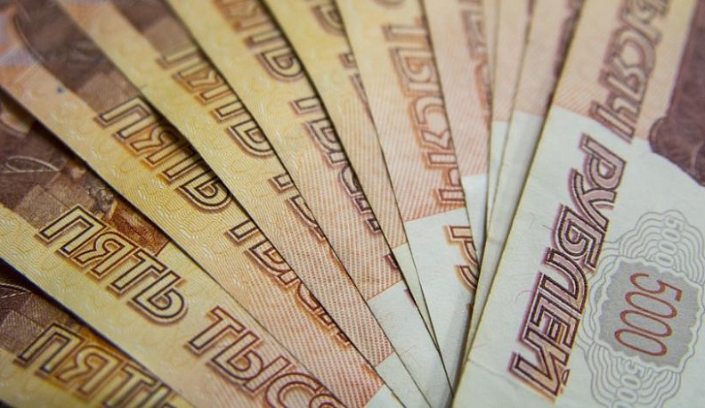 Банкир-нелегал уберег от налогов 950 миллионов рублей