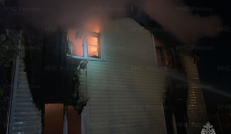 В Калужской области сгорел жилой дом