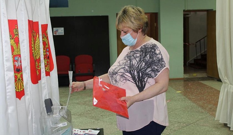 В Тарусском районе началось общероссийское голосование по поправкам в Конституцию 