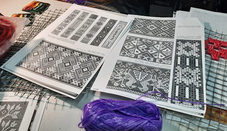 Тарусу украсят «вышитые» новогодние игрушки