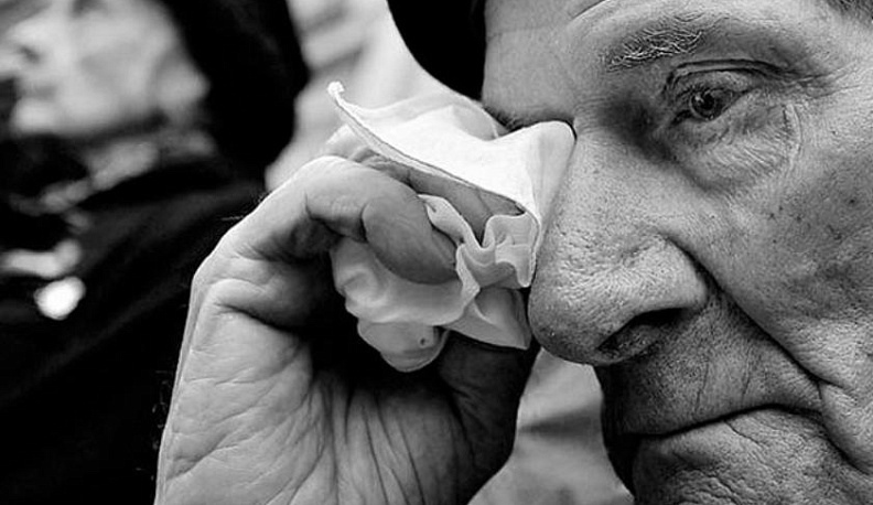 Сотрудник банка воровал деньги со счетов стариков