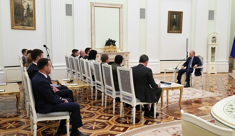Владимир Путин встретился с победителями конкурса «Лидеры России»