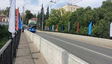 В Калуге запустили собственный асфальтовый завод и приступили к дорожному ремонту