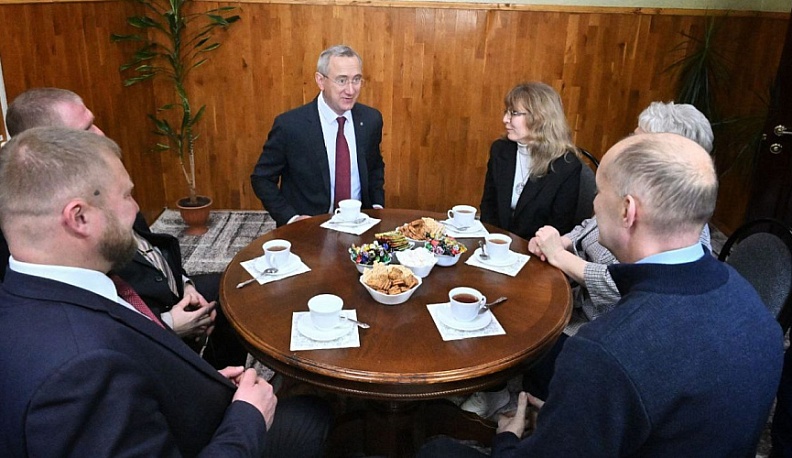 Владислав Шапша встретился с волонтёрами Думиничского района