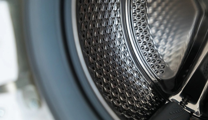 Калужанин украл у пенсионерки 300 тысяч рублей из стиральной машины