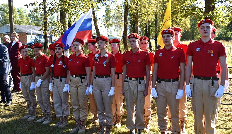 Кировчане почтили память воинов, павших за освобождение района